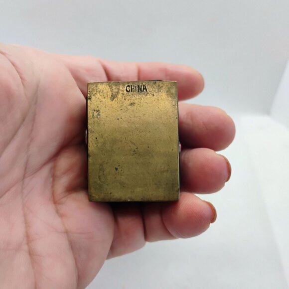 Vtg Chinese Cloisonné Enamel Brass Stamp Box Trinket Pill Floral Lilypad Design - Picture 10 of 11